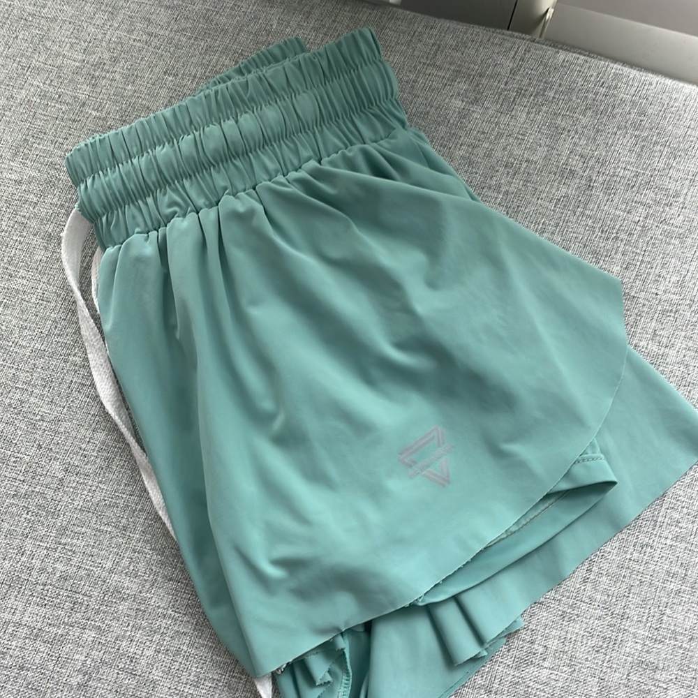 Keiki Kona flowy shorts
